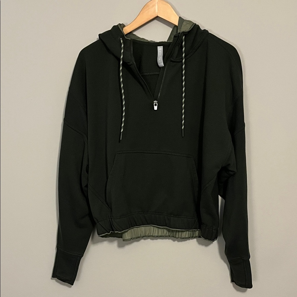 Green athleta cropped sweatshirt